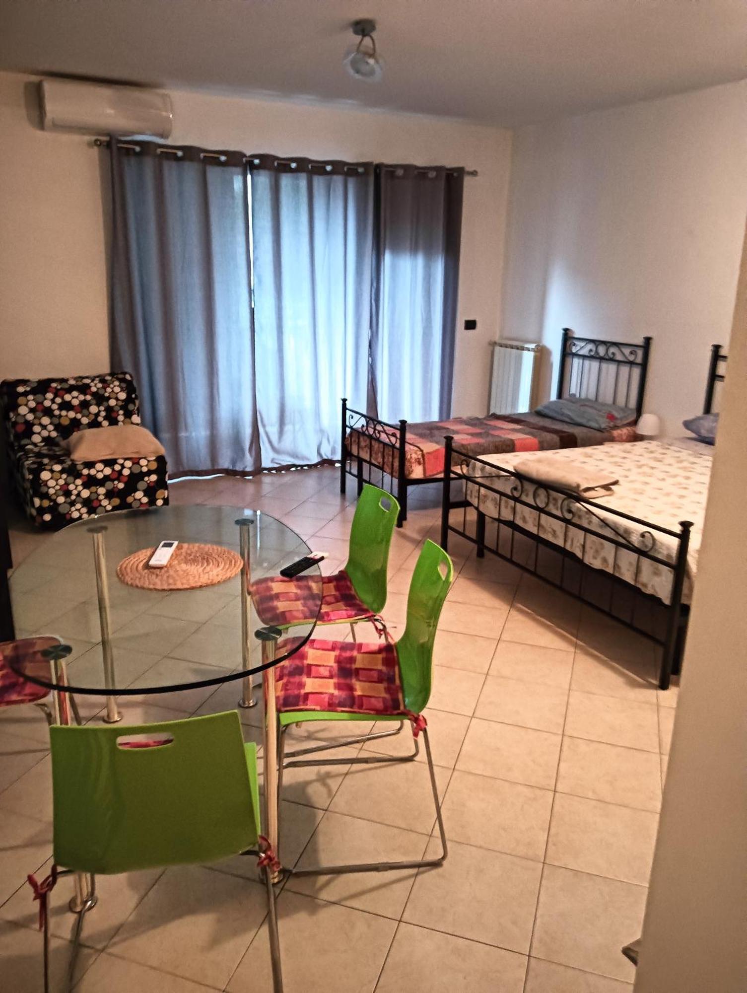Airport Alexander Apartment Genoa Phòng bức ảnh